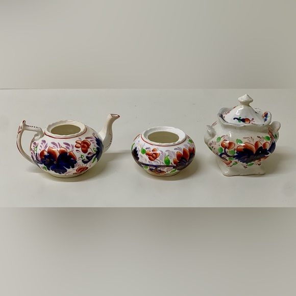 Antique Gaudy Welsh Grape Pattern Child’s Miniature Tea Set Pieces - Picture 2 of 16